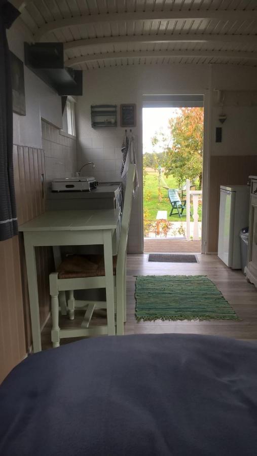 Pipowagen Elsebein Groningen Westerwolde Unieke Ligging Met Eigen Tuin En Vrij Uitzicht Over Veld Naar Natuurgebied Onstwedde 외부 사진