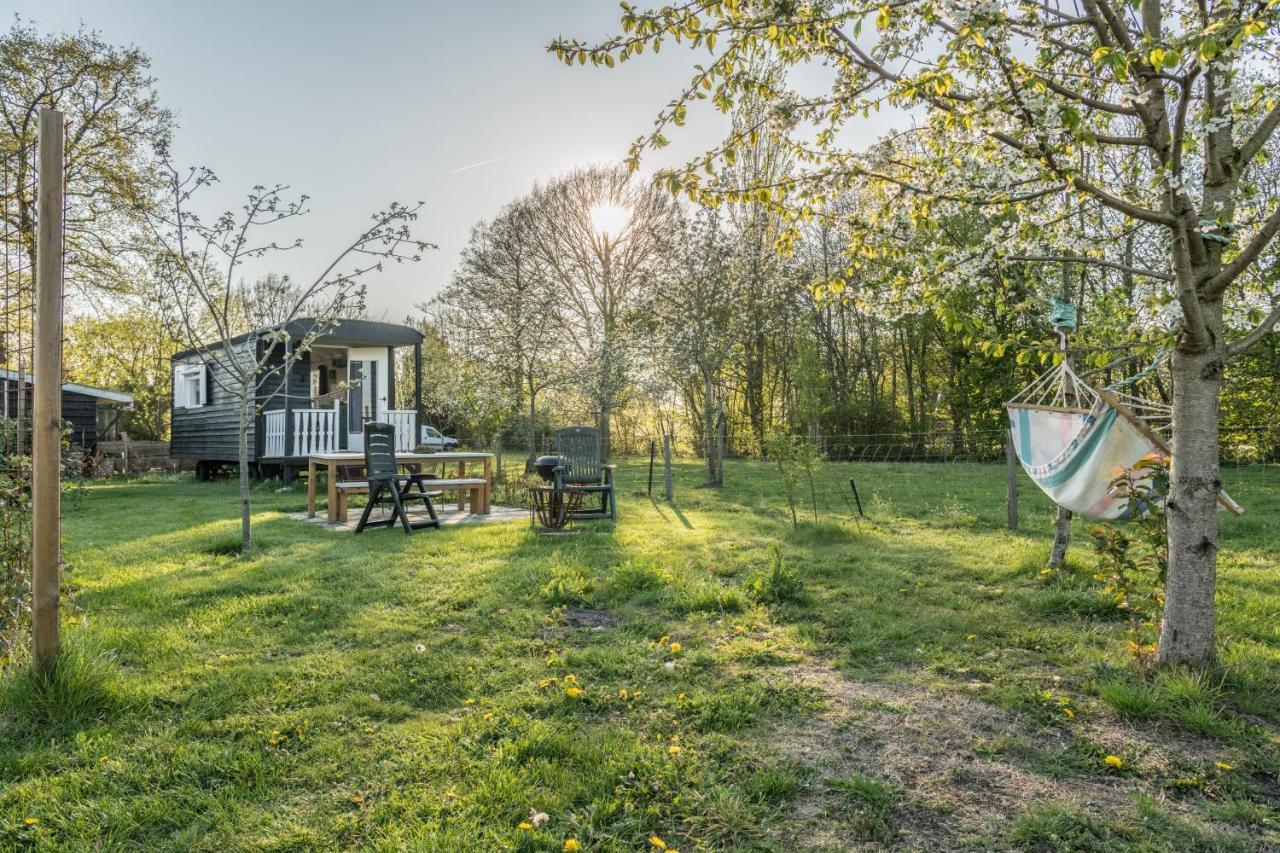 Pipowagen Elsebein Groningen Westerwolde Unieke Ligging Met Eigen Tuin En Vrij Uitzicht Over Veld Naar Natuurgebied Onstwedde 외부 사진
