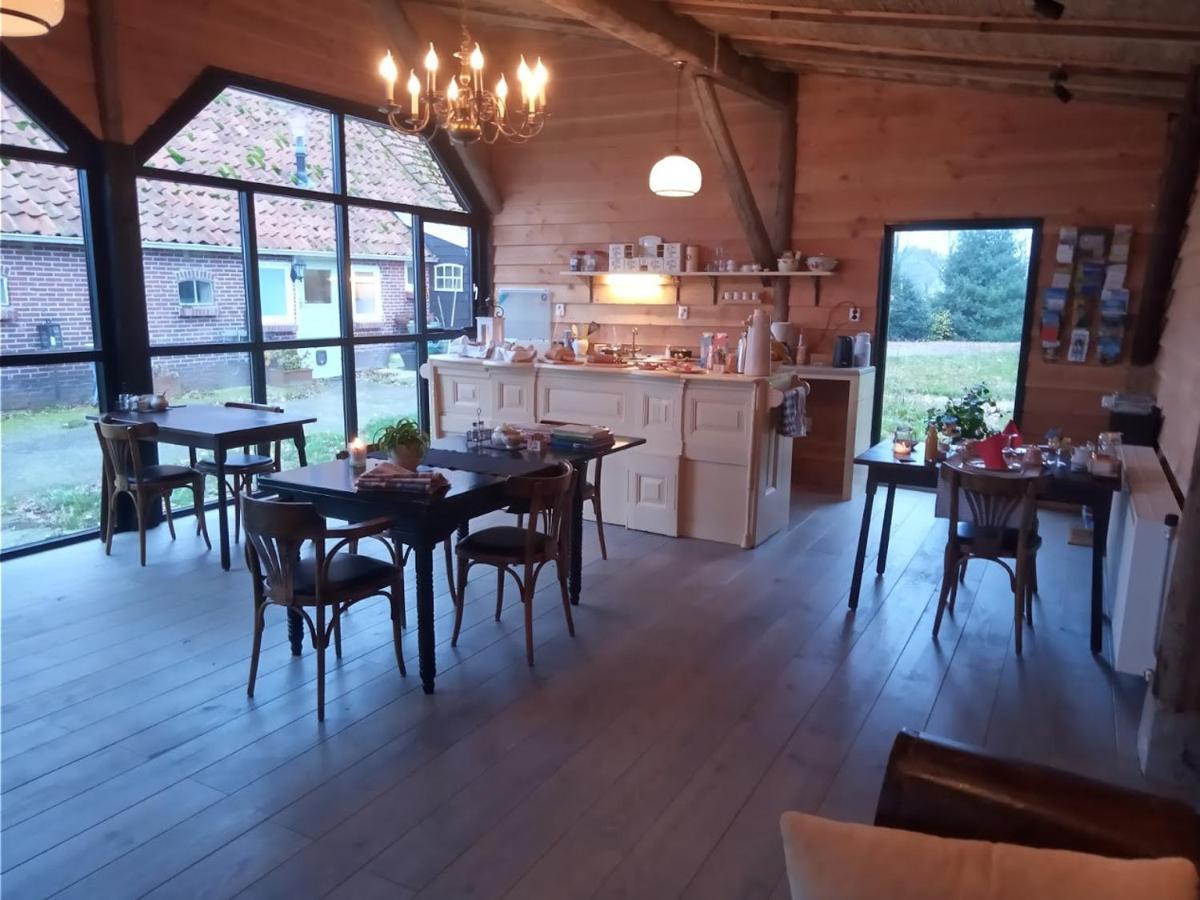 Pipowagen Elsebein Groningen Westerwolde Unieke Ligging Met Eigen Tuin En Vrij Uitzicht Over Veld Naar Natuurgebied Onstwedde 외부 사진