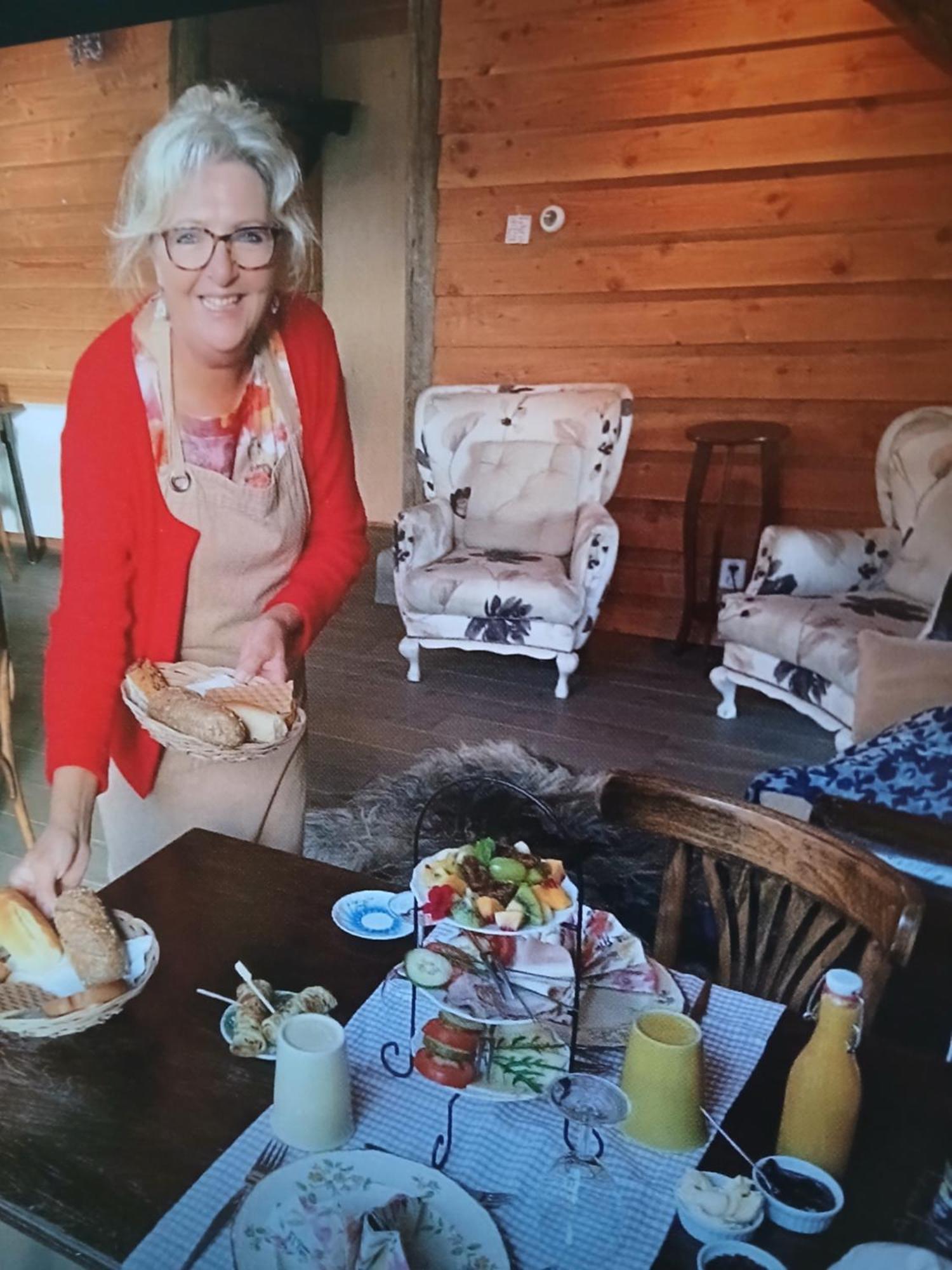 Pipowagen Elsebein Groningen Westerwolde Unieke Ligging Met Eigen Tuin En Vrij Uitzicht Over Veld Naar Natuurgebied Onstwedde 외부 사진